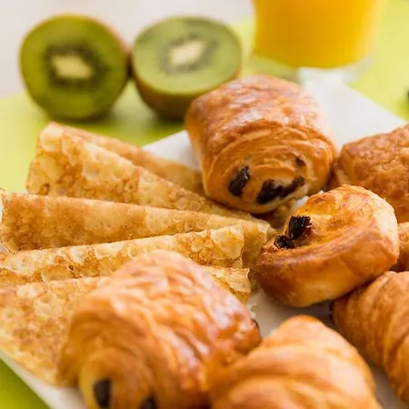 Og Antibes Les Strelitzias Juan-les-Pins