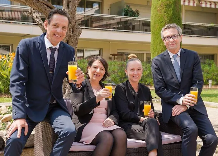 Otel Og Antibes Les Strelitzias